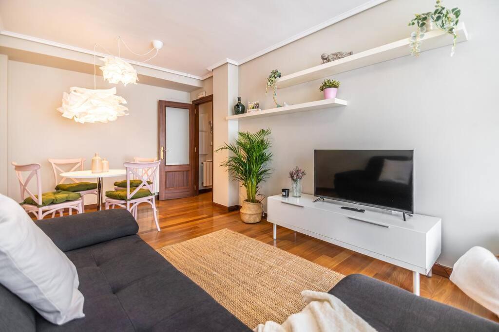 Piso De Diseno En El Casco Antiguo Lägenhet Castro Urdiales Exteriör bild